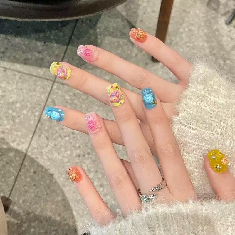 Nail Art - 100 Mini Turtle Resin Berwarna-warni, Cabochon